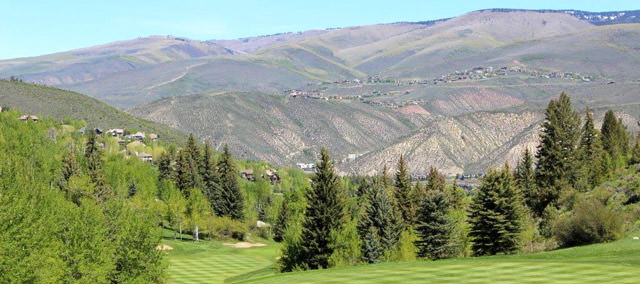 Golf deal and lodging package at Beaver Creek Golf Club