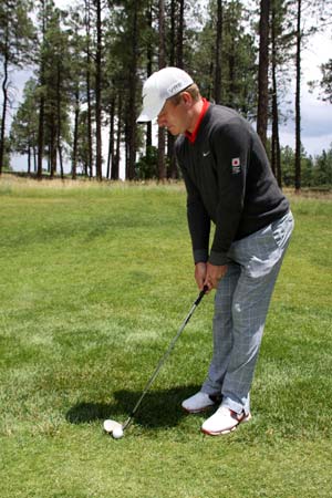 Tips to hit from the collar of the rough and fringe