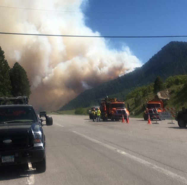 Post-evacuation scene on Highway 550 in Durango (Alex Fisher)