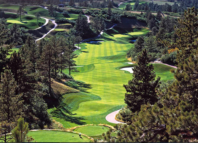 The plunging par-5 opening hole at Sanctuary.