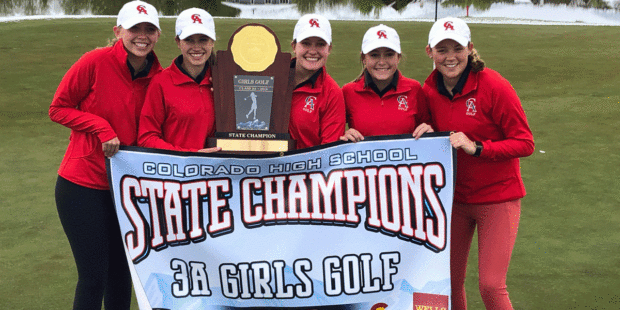 4A champion Jordaan (center) with her championship team