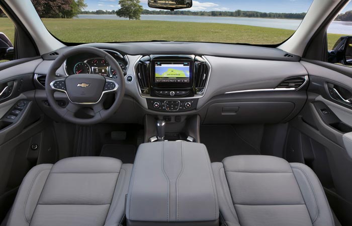 2019 Chevy Traverse Interior and dashboard