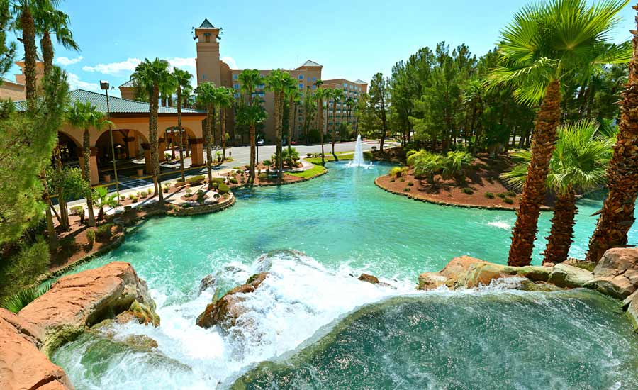 The swimming pool at CasaBlanca Resort