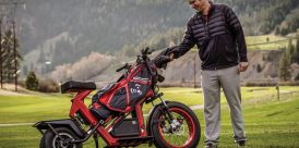 ROLLING DOWN THE FAIRWAY: The Finn Cycle speeds play and ups golf’s cool factor.