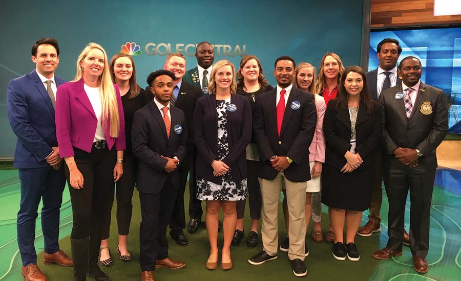 THEIR SHOT: Hartman (third from left) joined her 2020- ’21 PGA LEAD classmates for an early-morning photo during January’s PGA Merchandise Show in Orlando.