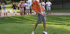 LATERAL FORCE: Leather golf shoes handle sudden weight shifts far better than lightweight fabrics can.
