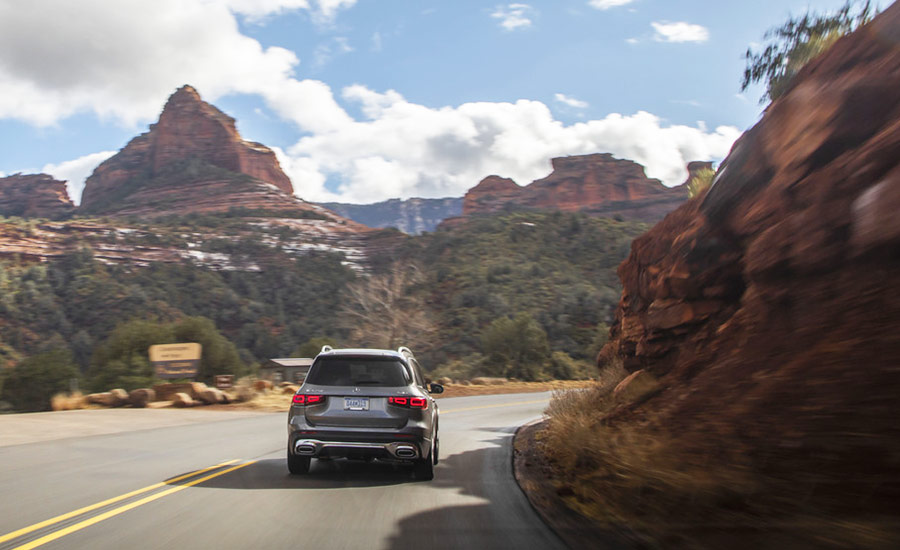 Mercedes GLB250 in the mountains