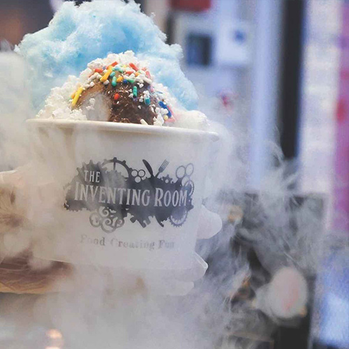 A Liquid Nitrogen Ice Cream Sundae from The Inventing Room. PHOTOGRAPHS COURTESY OF THE INVENTING ROOM