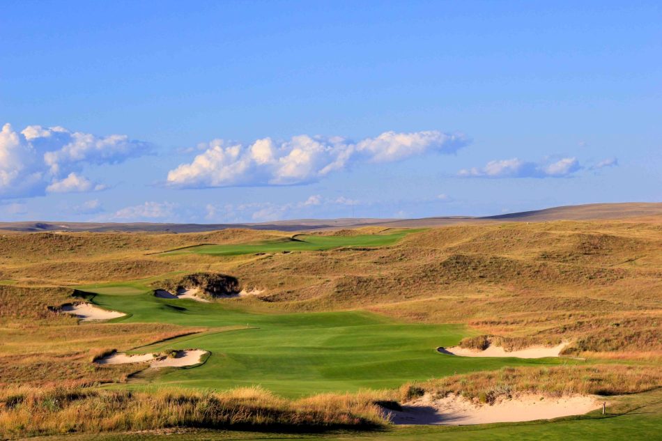 SAND HILLS WAS CREATED BY COORE AND CRENSHAW, THE SAME ARCHITECTS WHO WILL BE DESIGNING RODEO DUNES IN COLORADO //PHOTO CREDIT: SAND HILLS GOLF CLUB